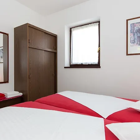 Apartment Nihada Punat