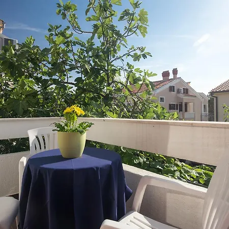 Nihada Διαμέρισμα *