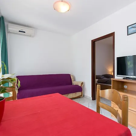 Apartment Nihada *