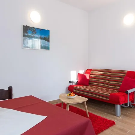 Apartment Nihada *