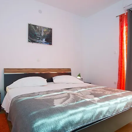 Apartment Nihada *