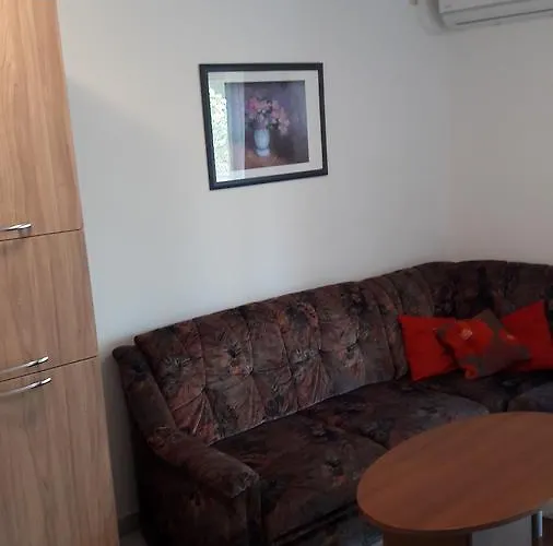 Nihada Apartamento *