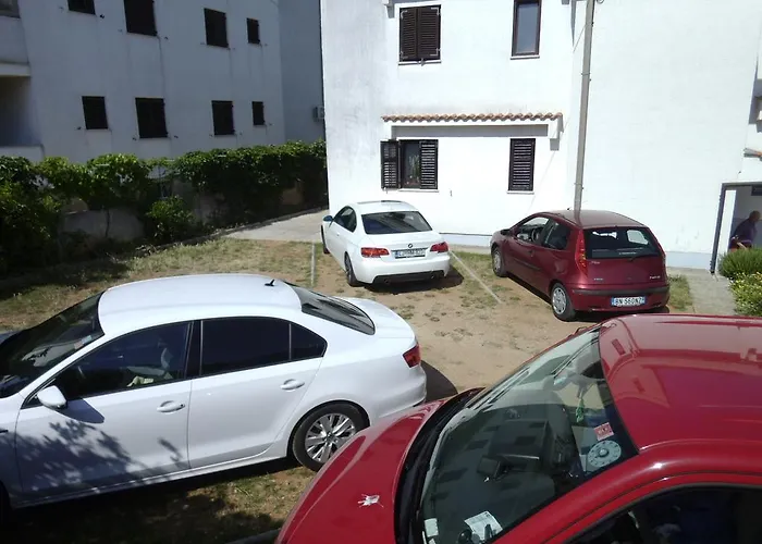 アパート Nihada *