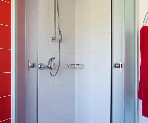 アパート Nihada *