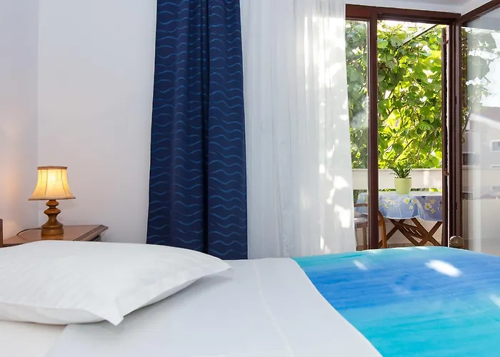 アパート Nihada プナト